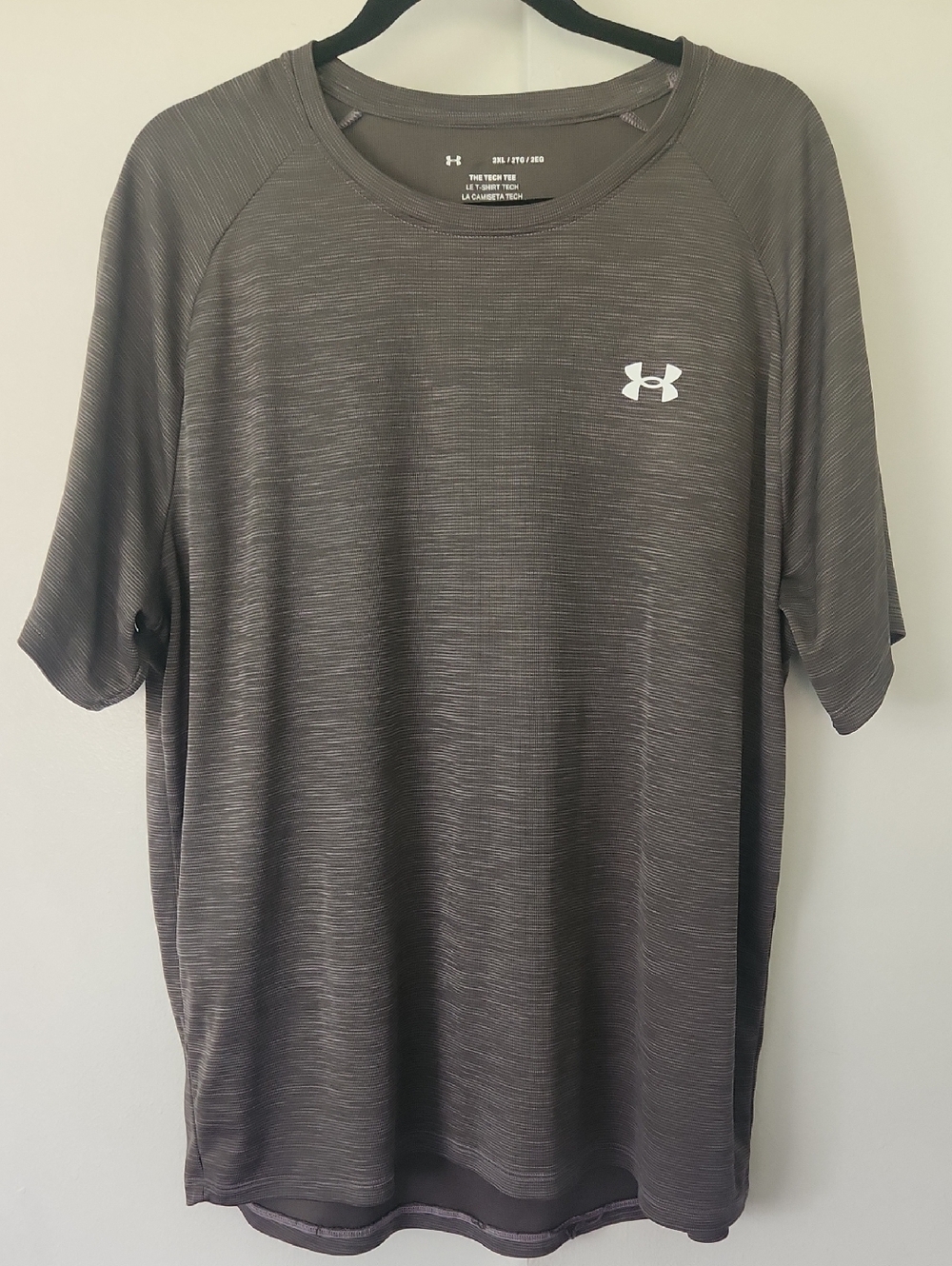 Under Armour Men's Heathered Charcoal Short Sleeve Performance Tee